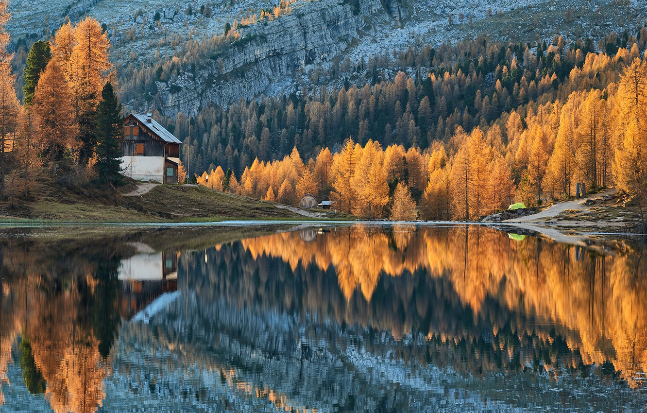 Autumn Cabin Wallpapers