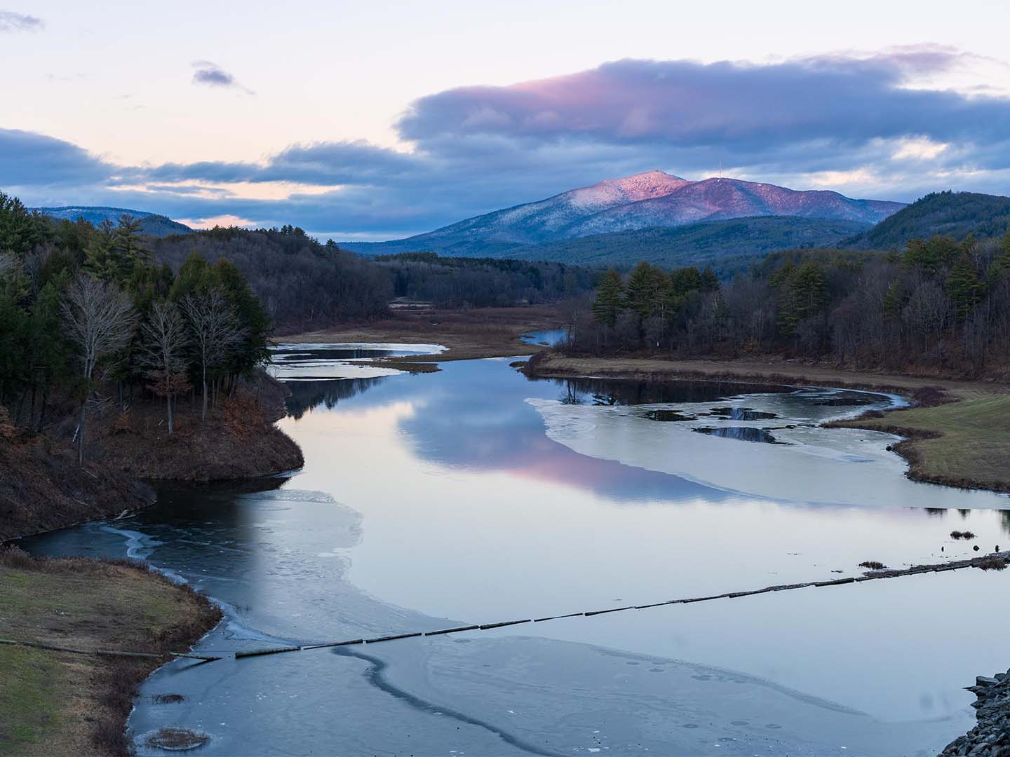 Bejamin Mountains A Quiet Mind Wallpapers