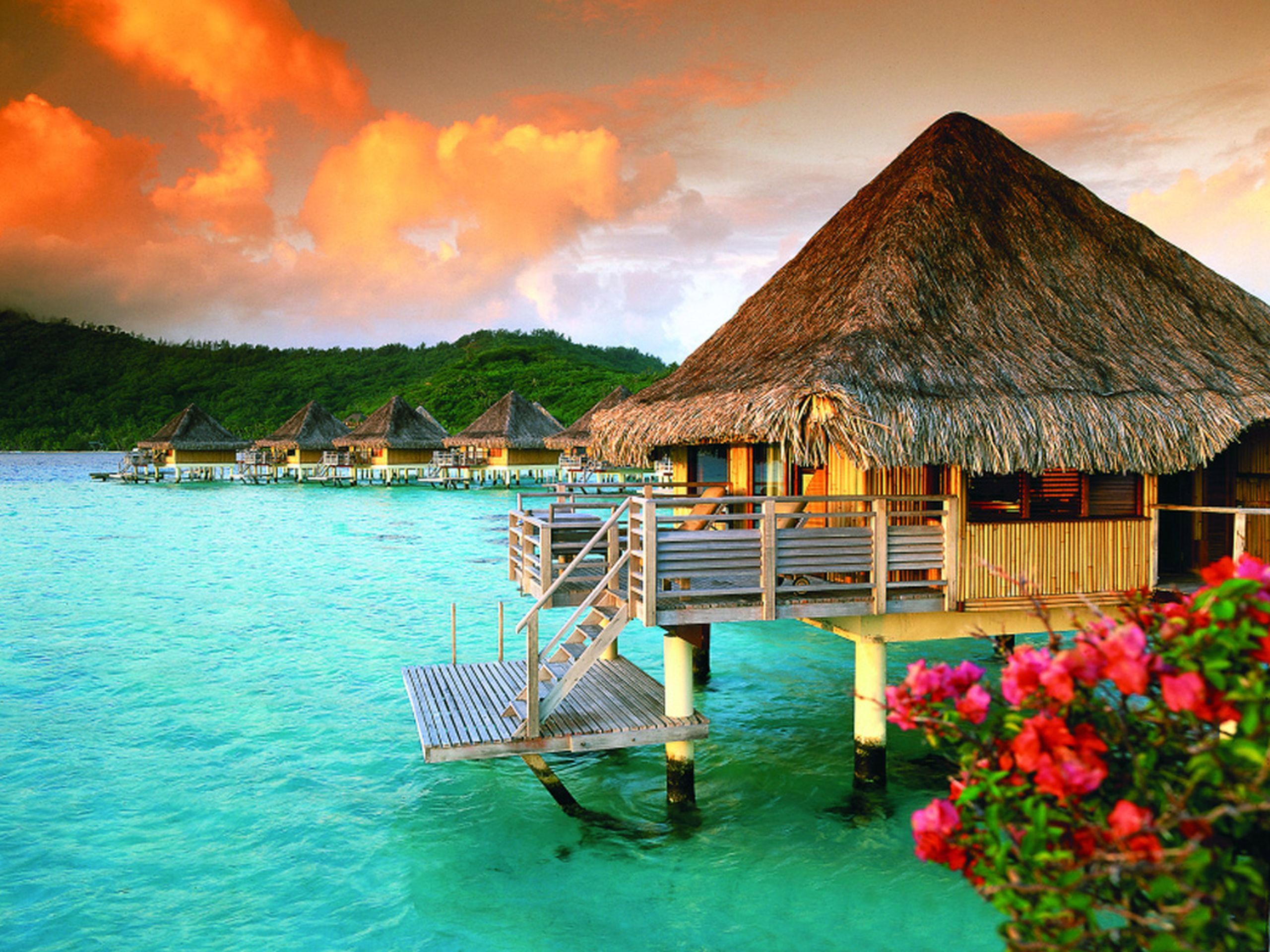 Bora Bora Island Resort Wallpapers