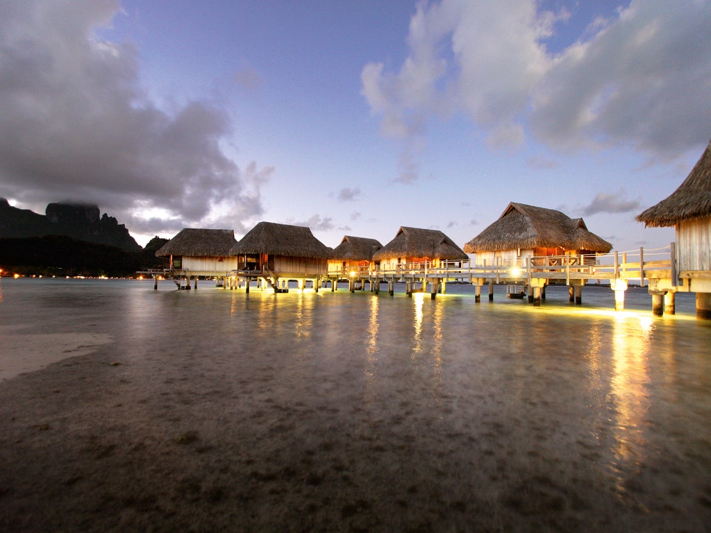 Bora Bora Island Resort Wallpapers