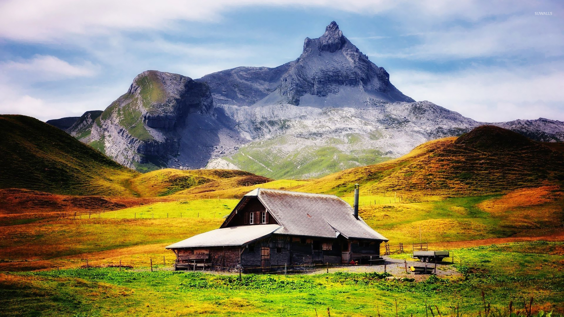 Cabin House In Mountains Wallpapers