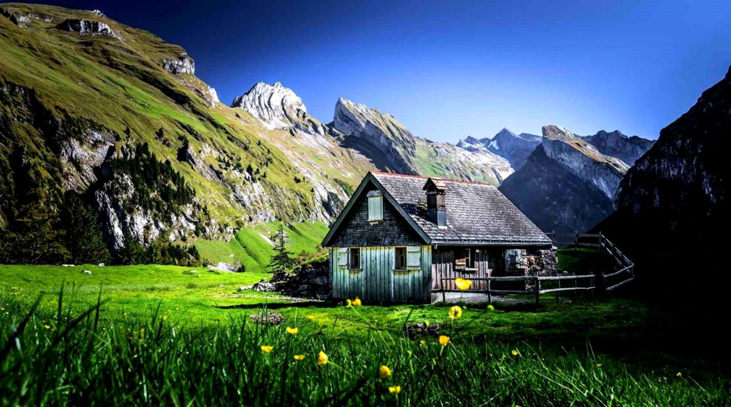 Cabin House In Mountains Wallpapers