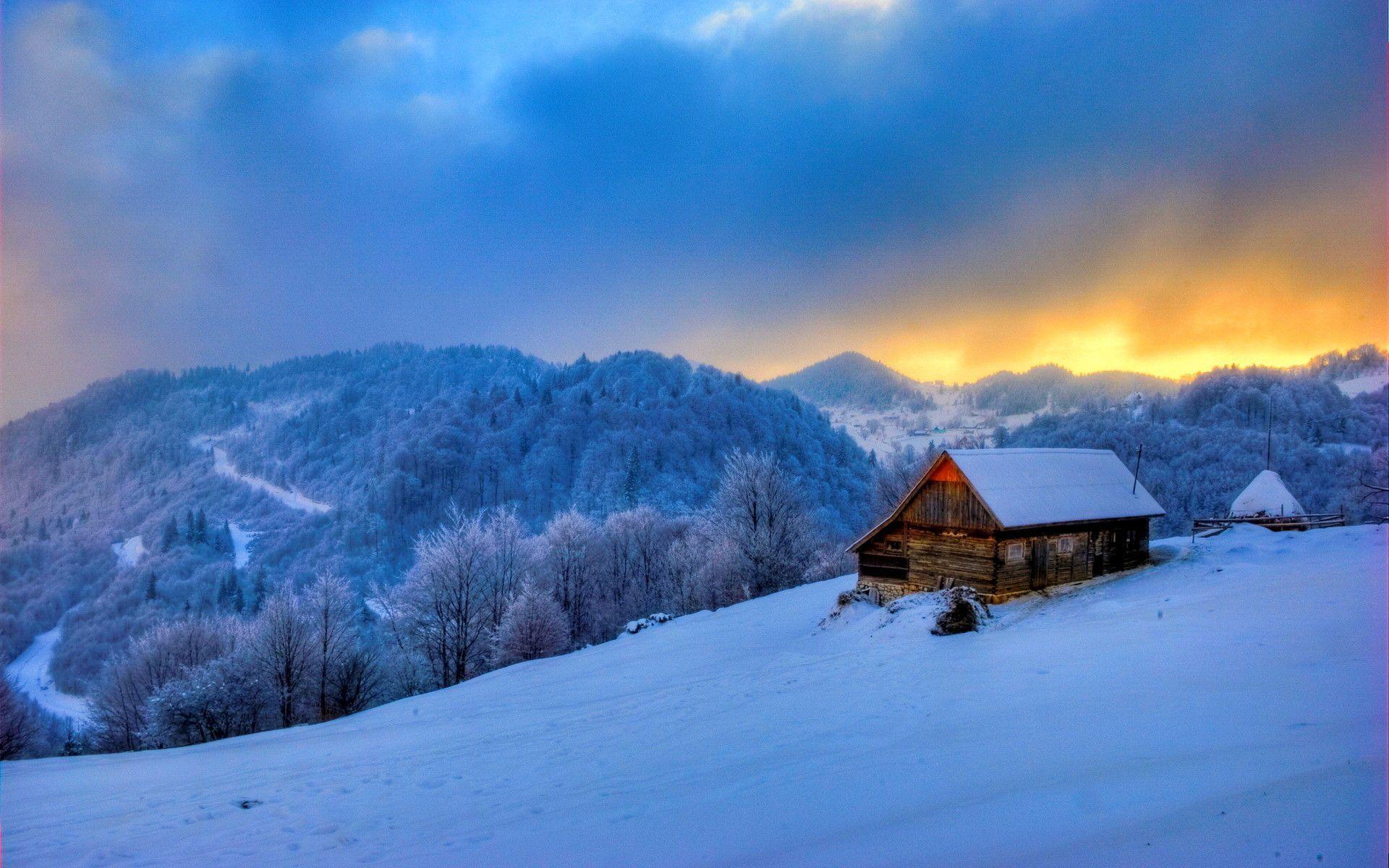 Cabin House In Mountains Wallpapers