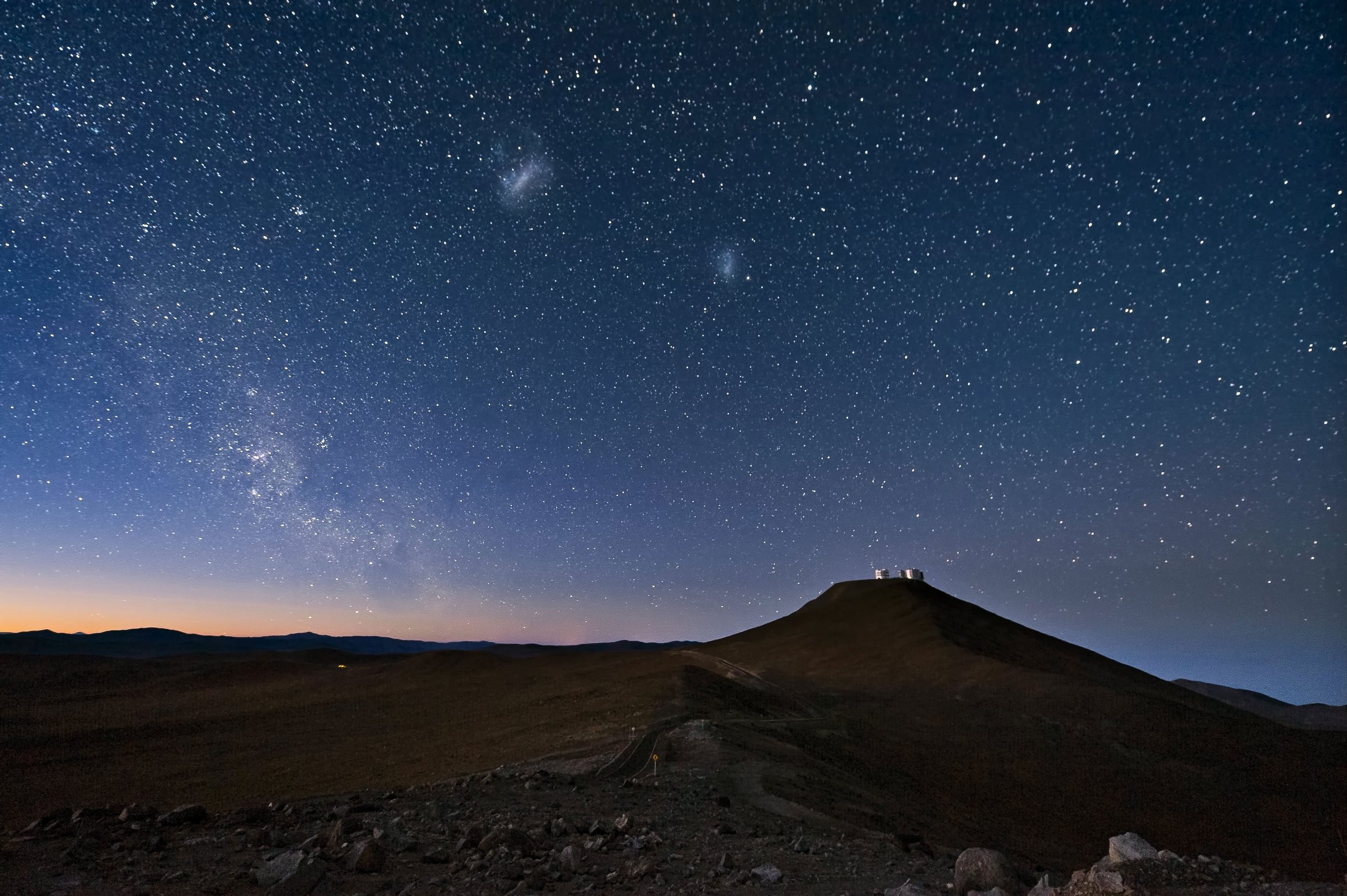 Desert Starry Night Wallpapers