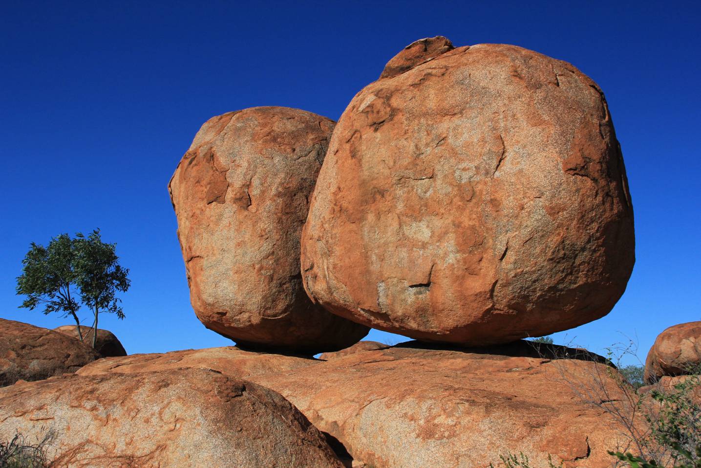 Devils Marbles Wallpapers