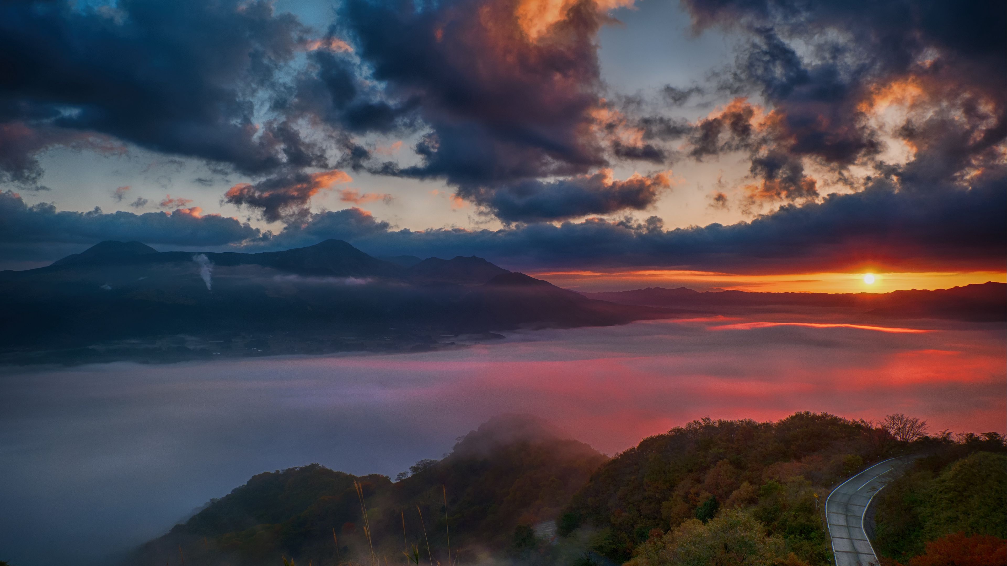 Horizon Lake Dawn And Mountains Wallpapers