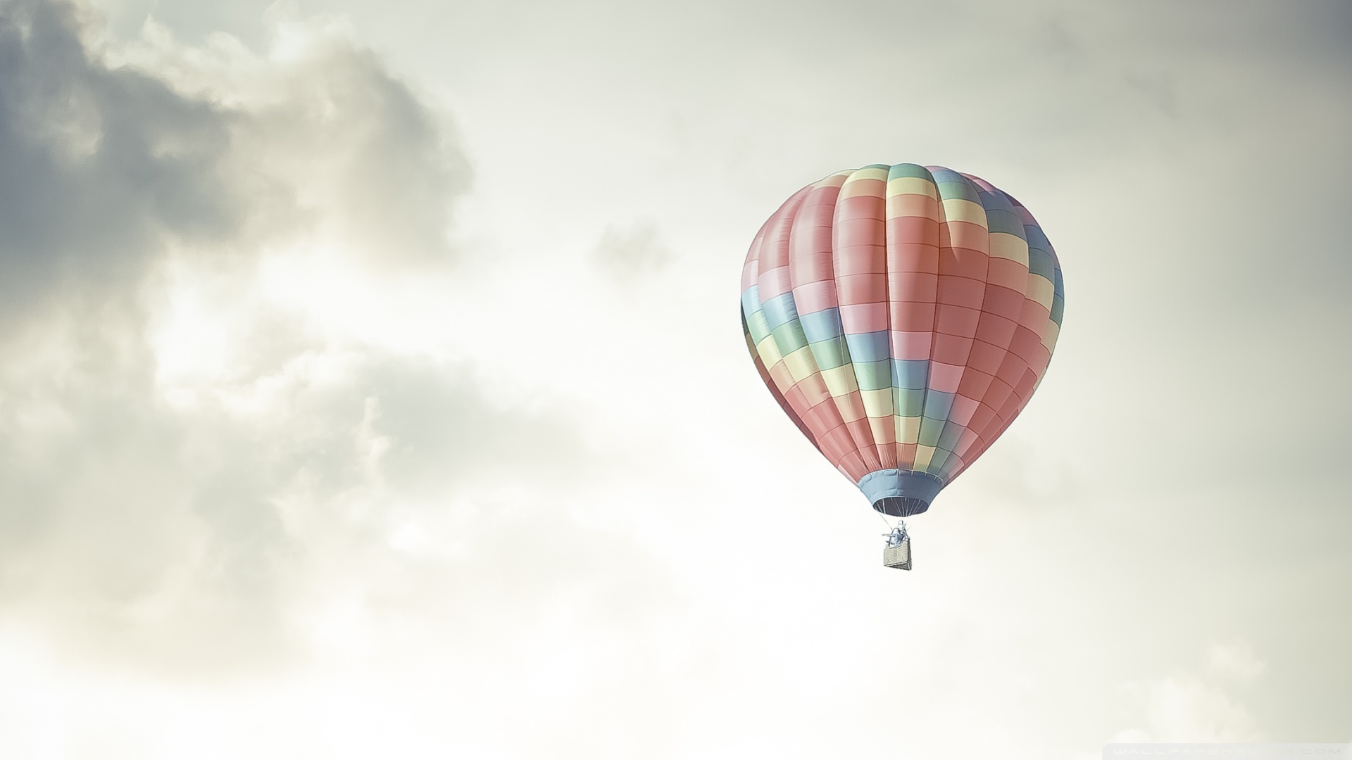 Hot Air Balloons In Sky Wallpapers