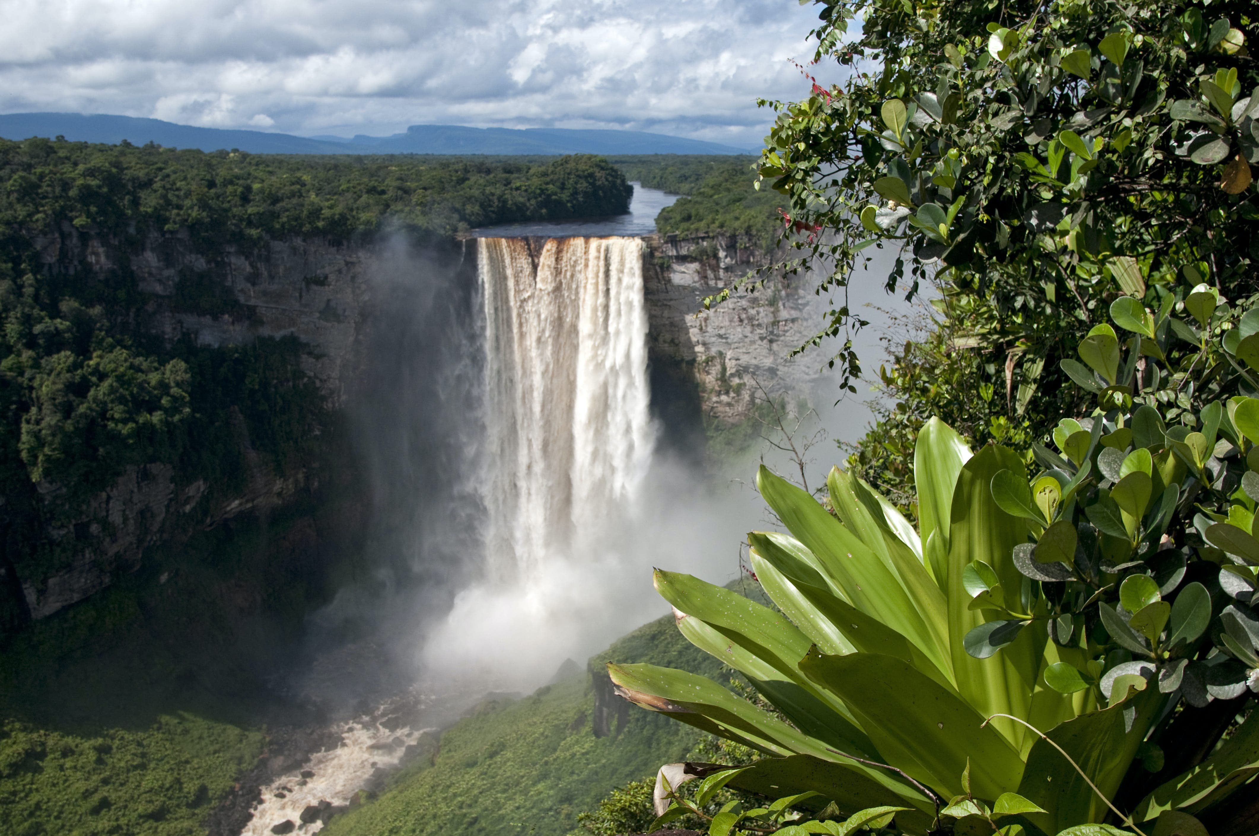 Kaieteur Falls Wallpapers