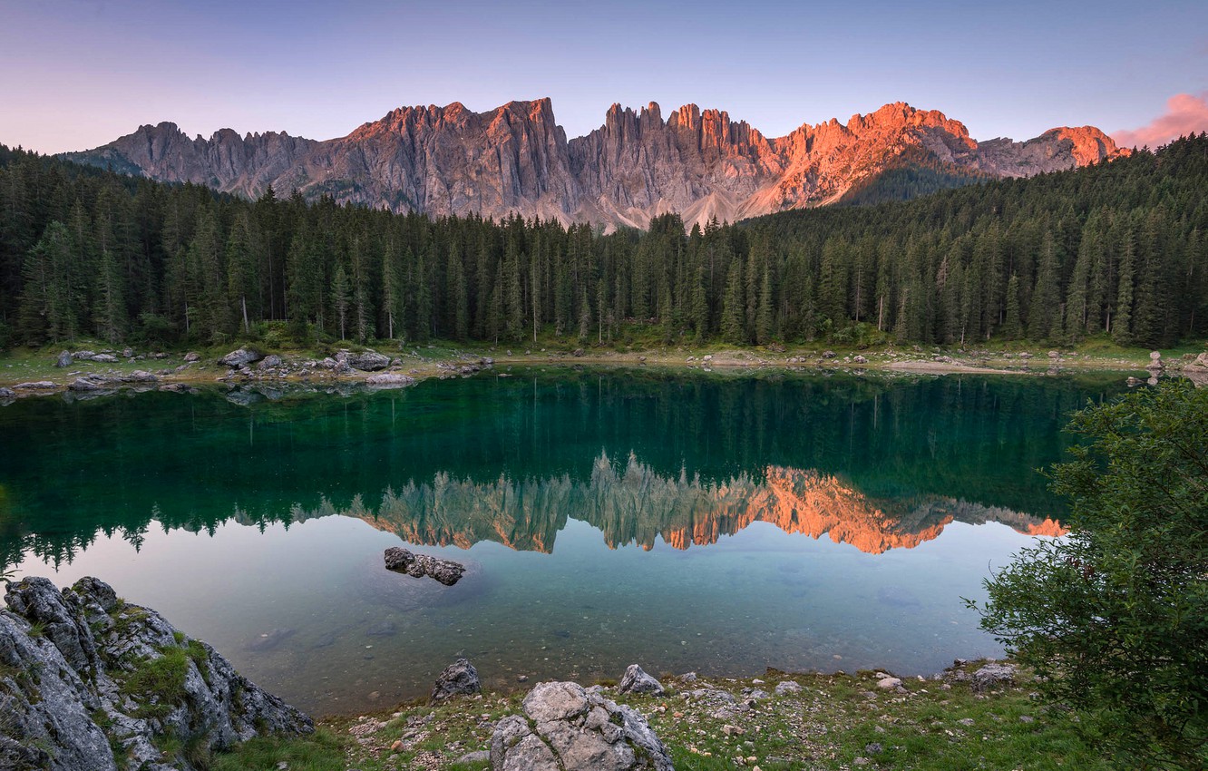 Lake Carezza Wallpapers