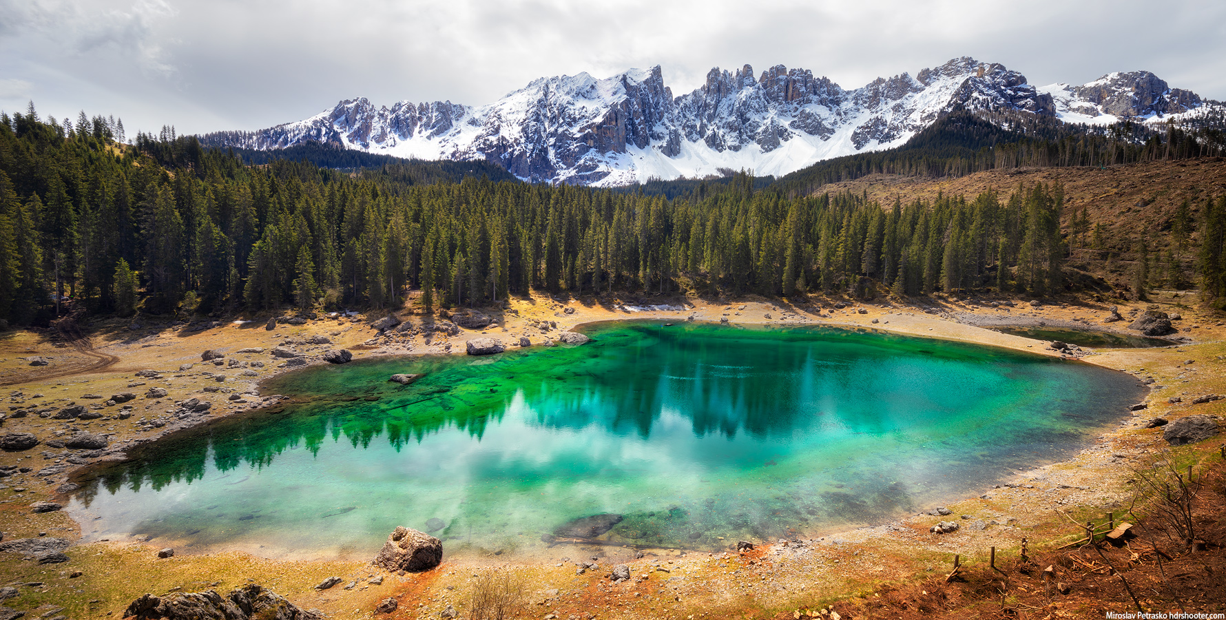 Lake Carezza Wallpapers