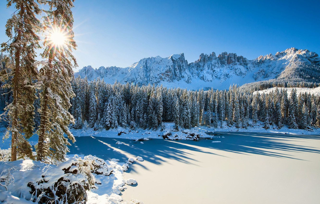 Lake Carezza Wallpapers