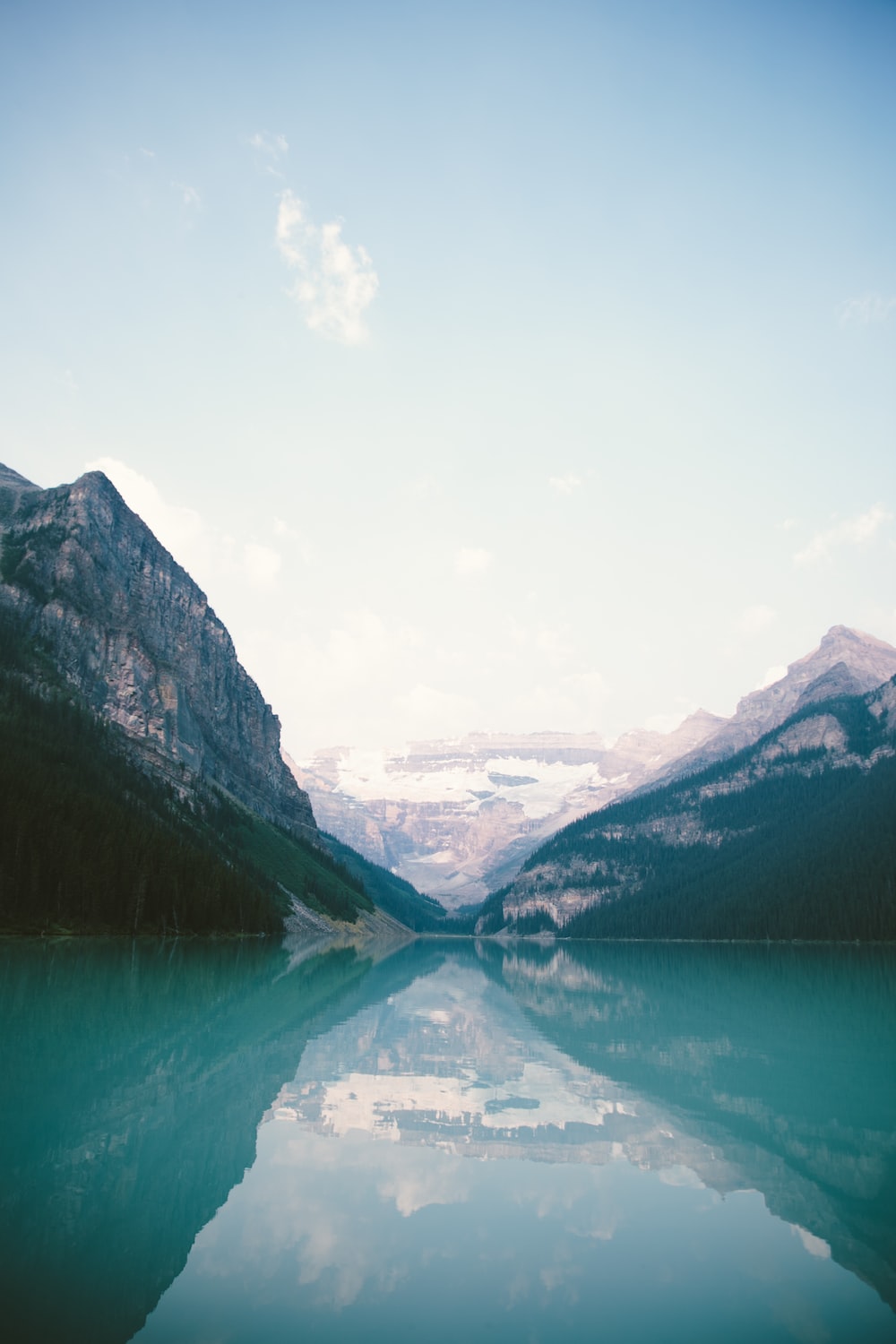 Lake Louise Wallpapers