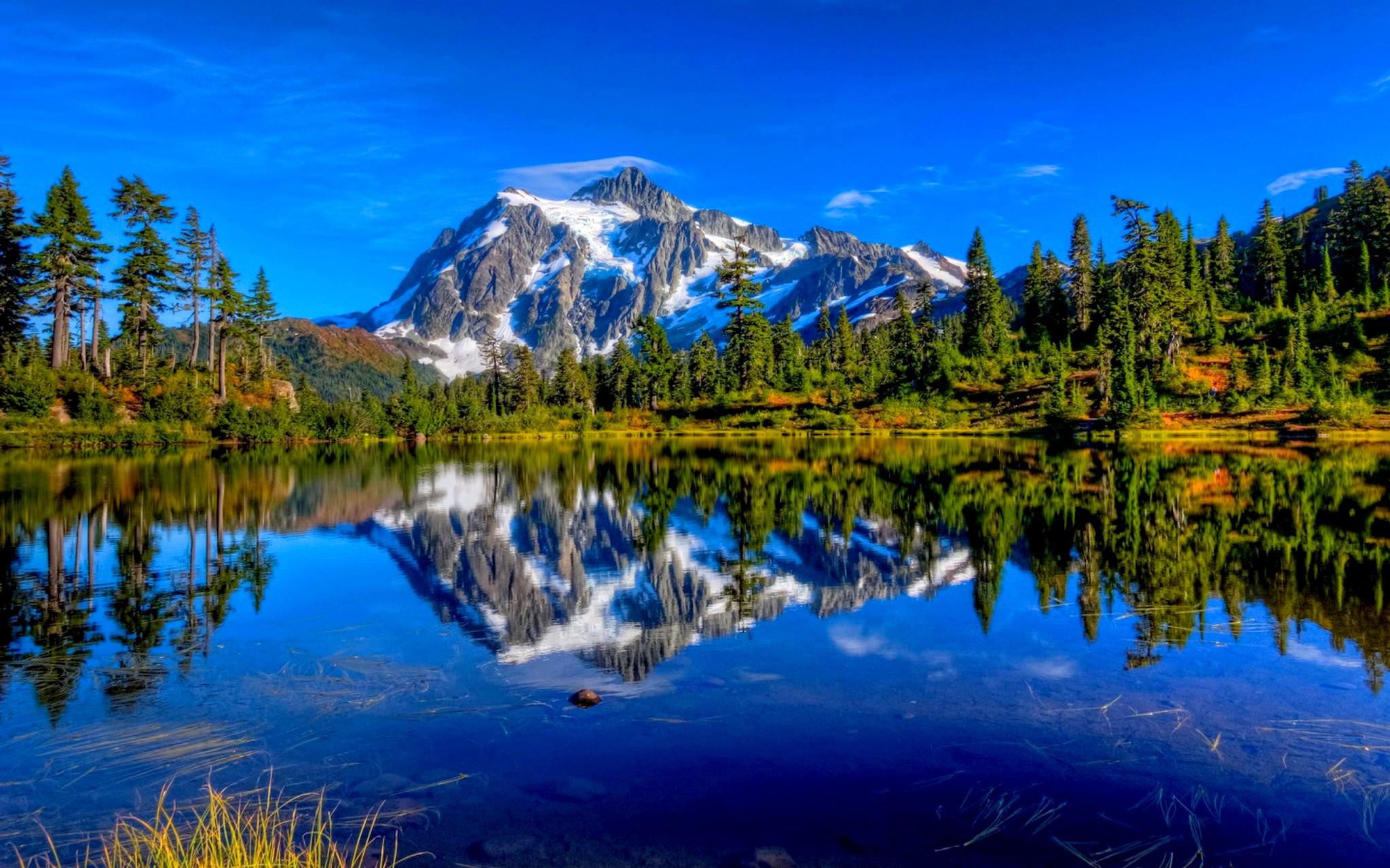 Lake Near Beautiful Landscape Mountains Wallpapers