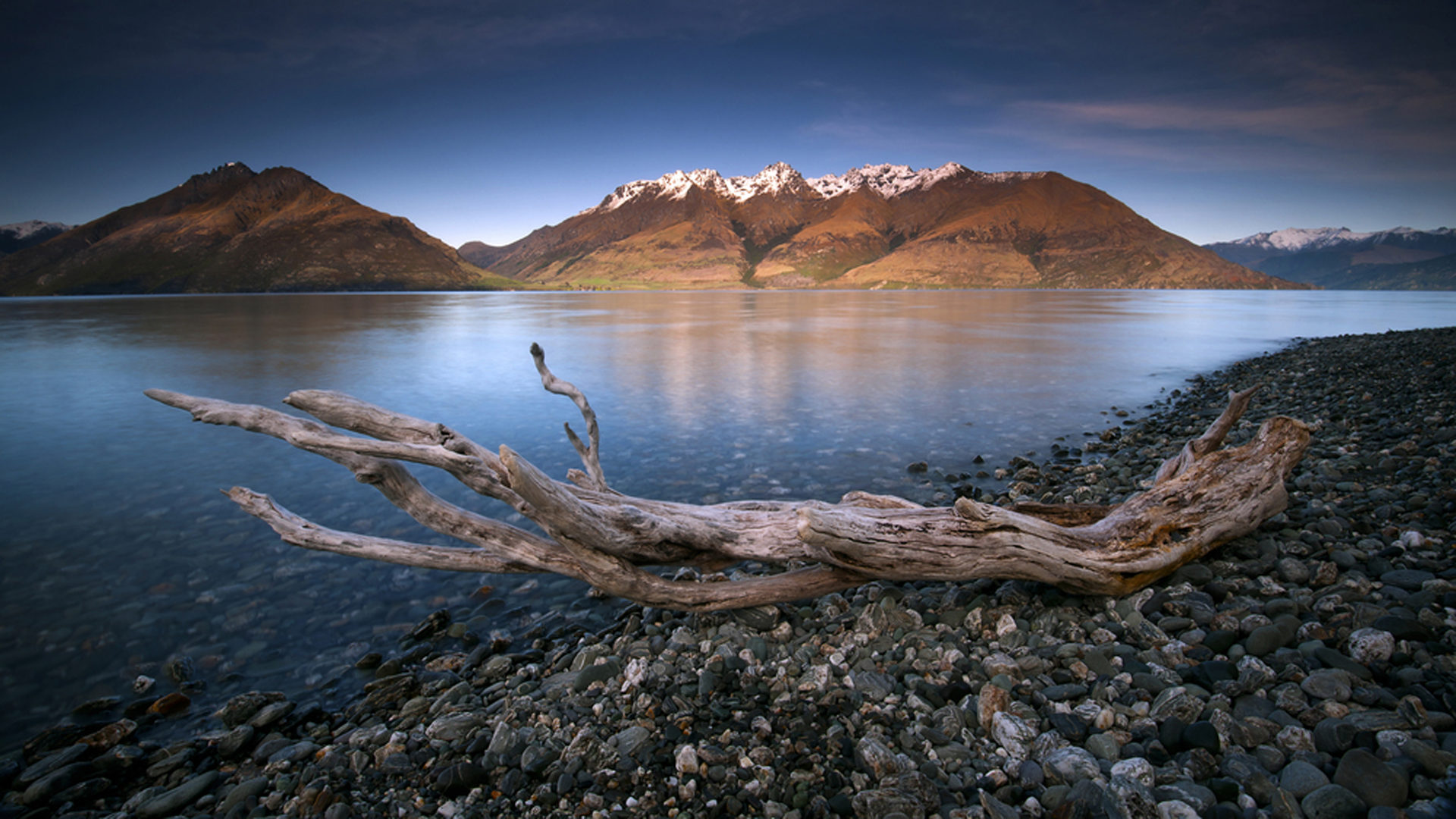 Lake Wakatipu Wallpapers