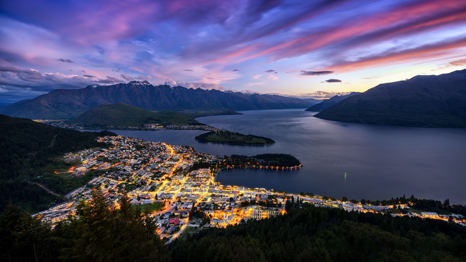 Lake Wakatipu Wallpapers