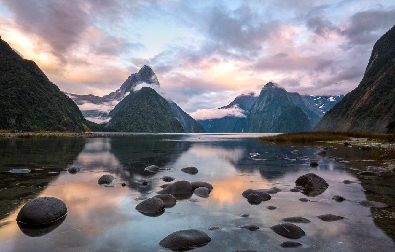 Milford Sound Wallpapers