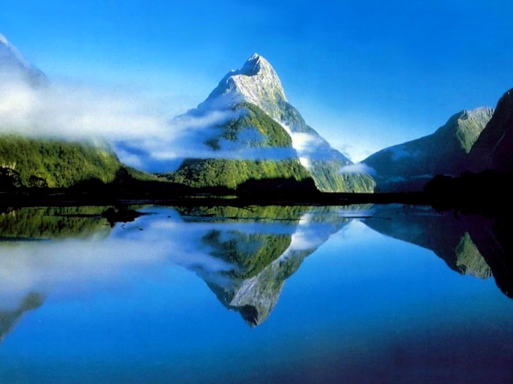 Milford Sound Wallpapers