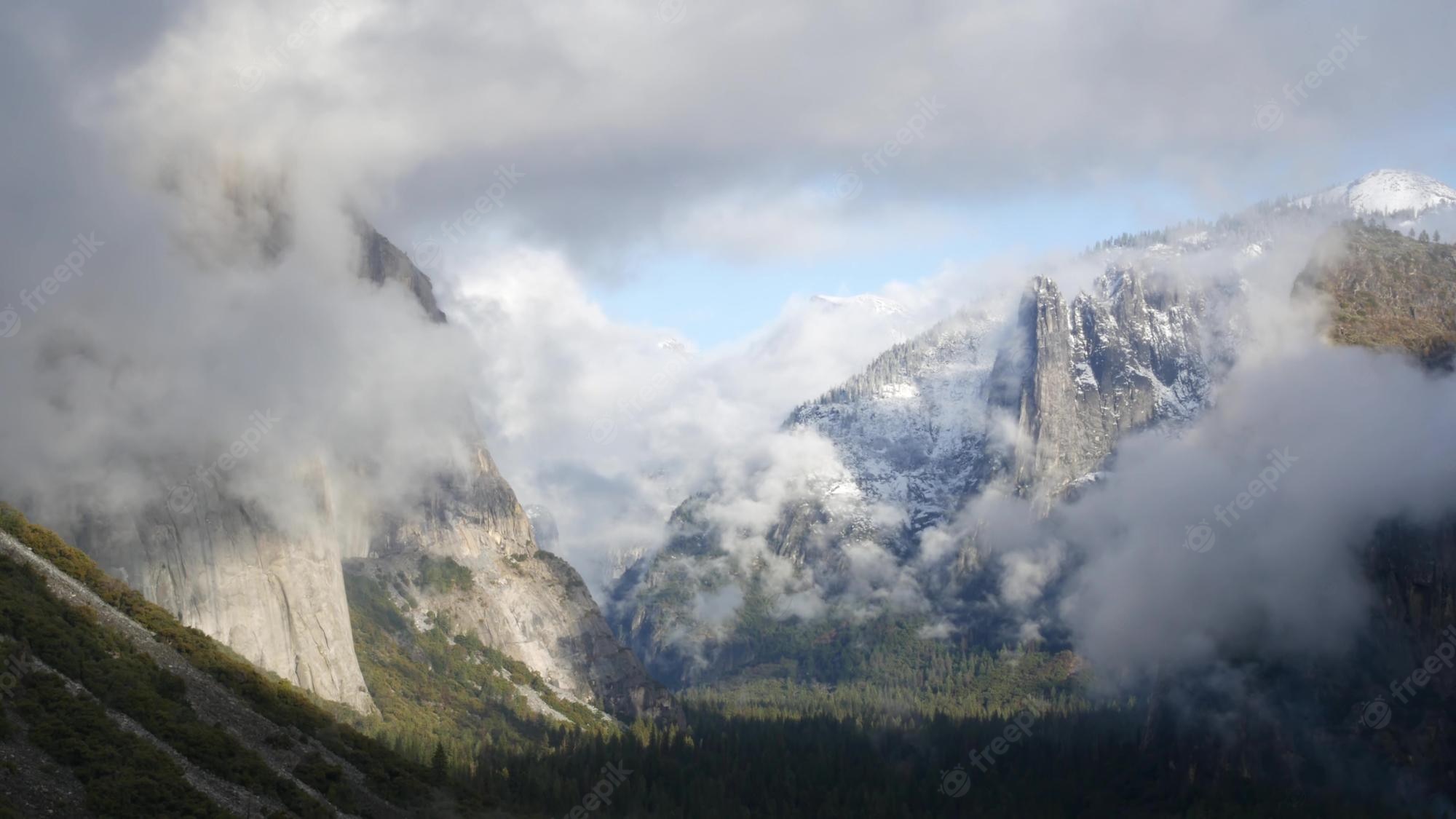 Misty Yosemite Wallpapers