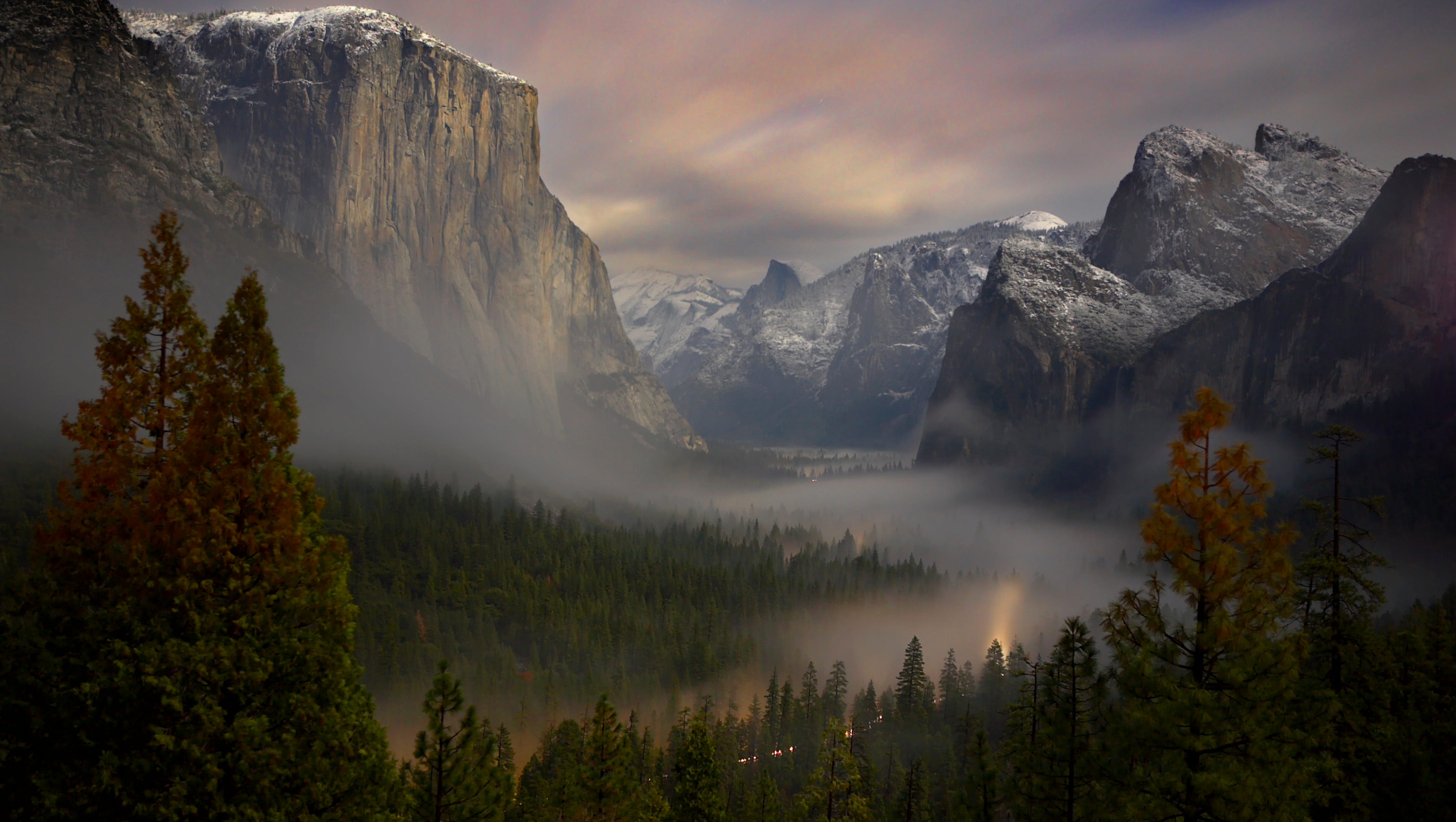 Misty Yosemite Wallpapers