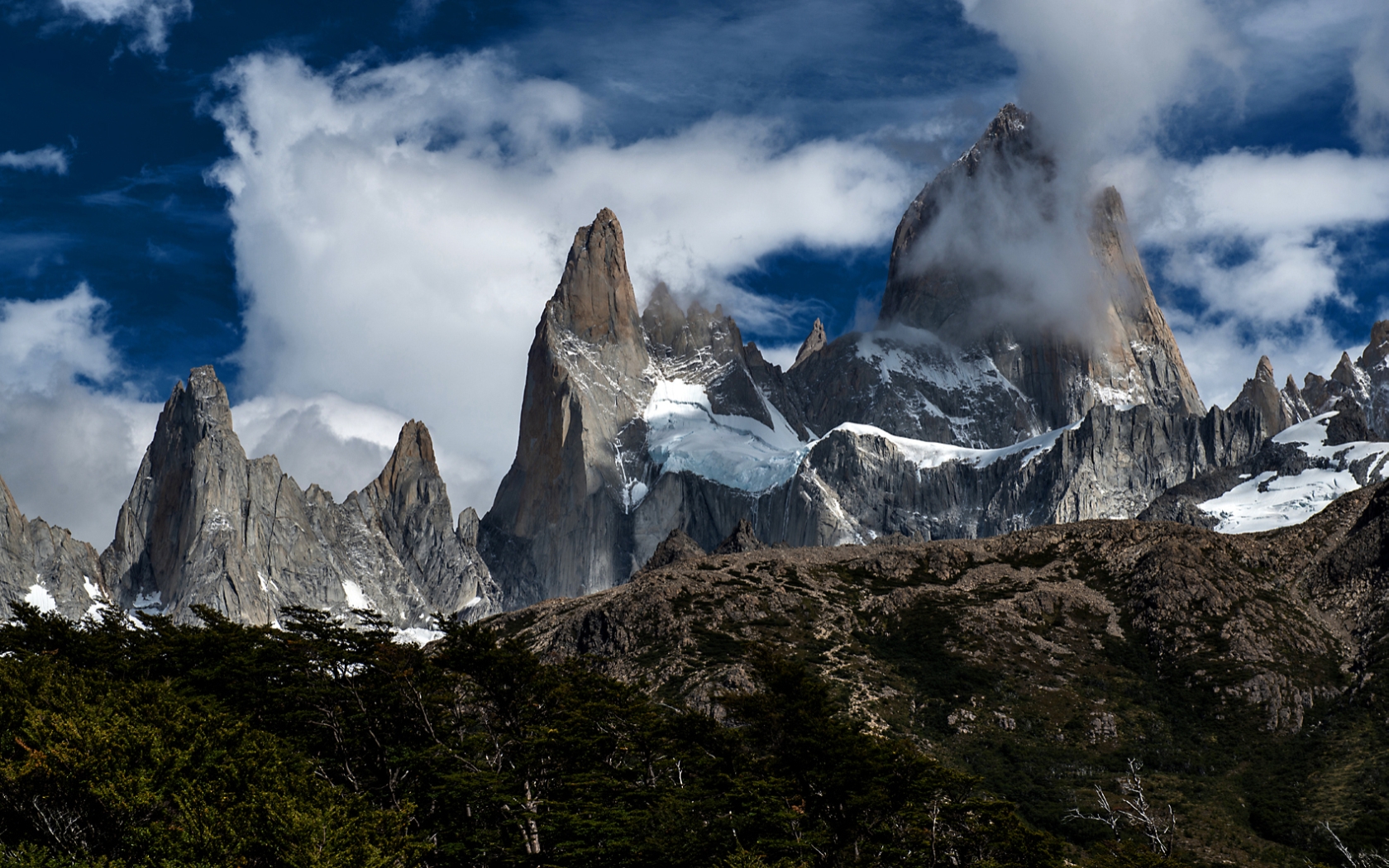 Mount Fitz Roy Wallpapers