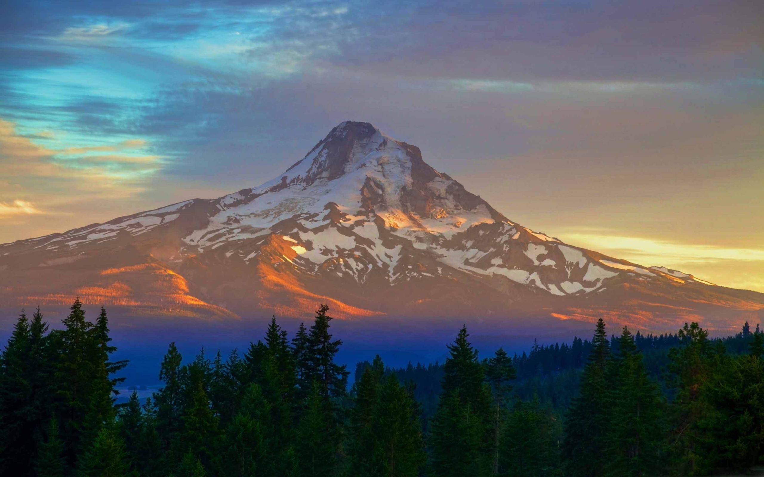 Mount Hood Above The Clouds At Night Wallpapers