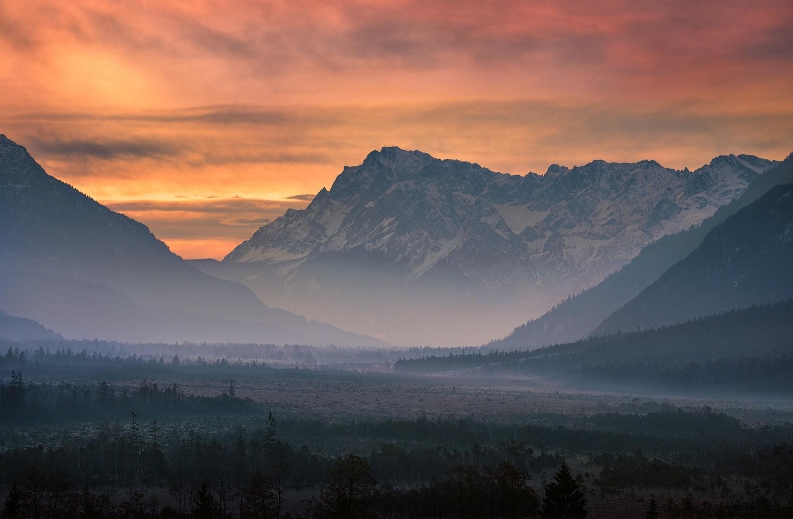 Mountain Peaks Fog  And Pink Clouds Wallpapers