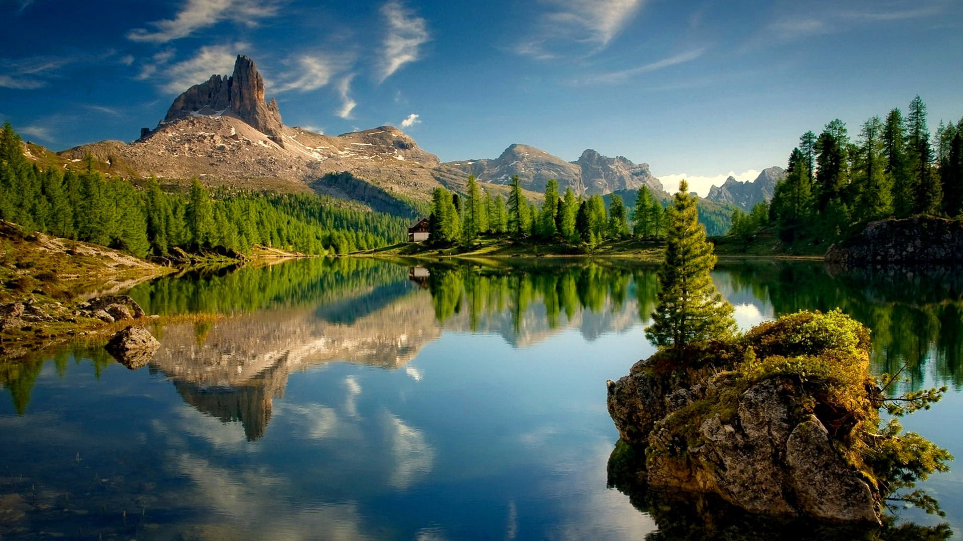 Mountain Water Wallpapers