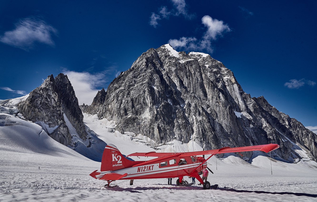 Plane Mountains Wallpapers