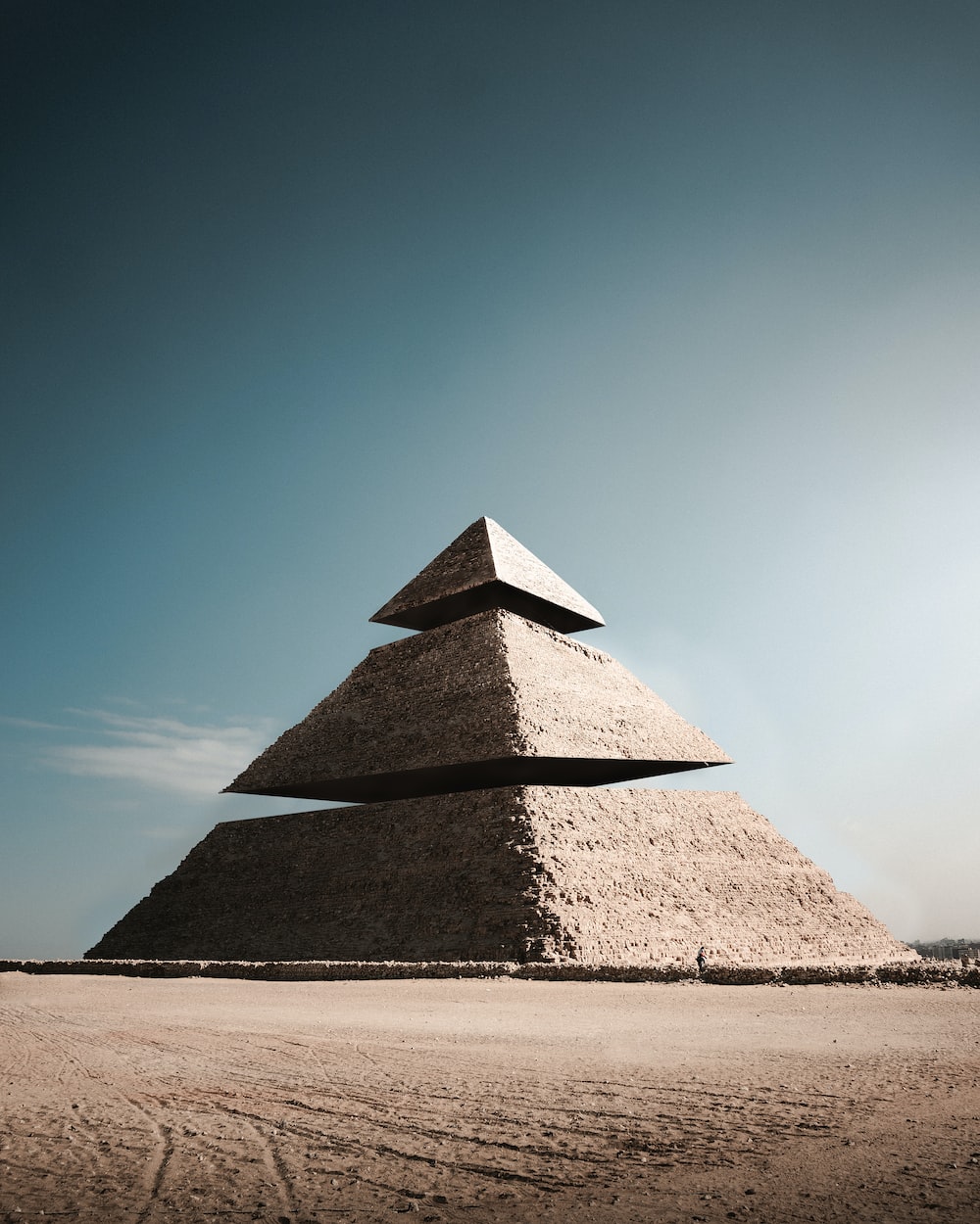 Pyramid In Desert Wallpapers