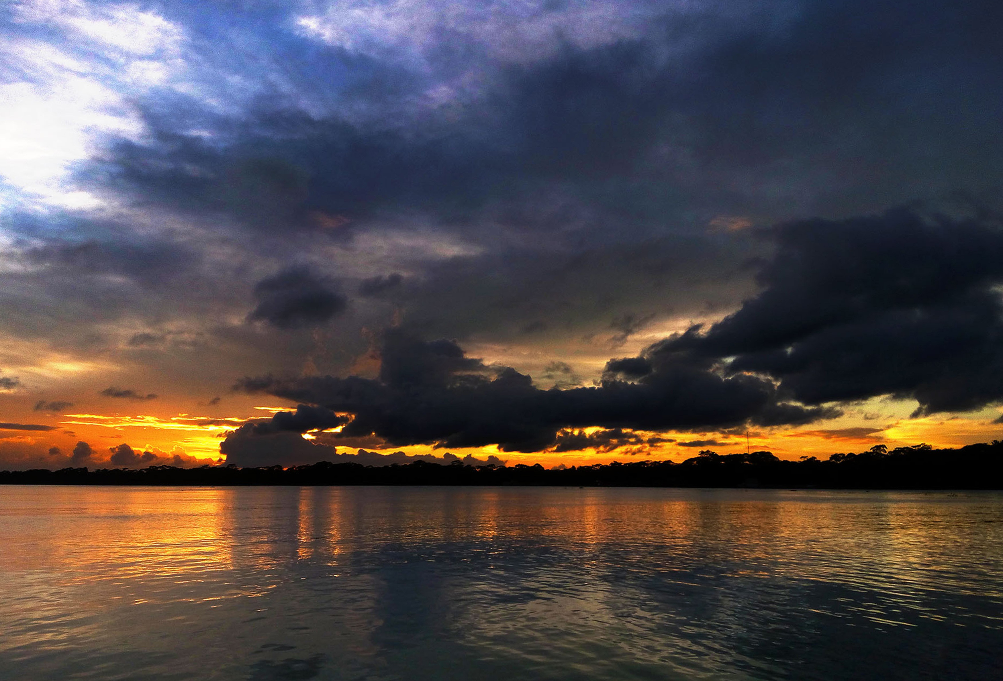 Sunset Over River In The Evening Wallpapers