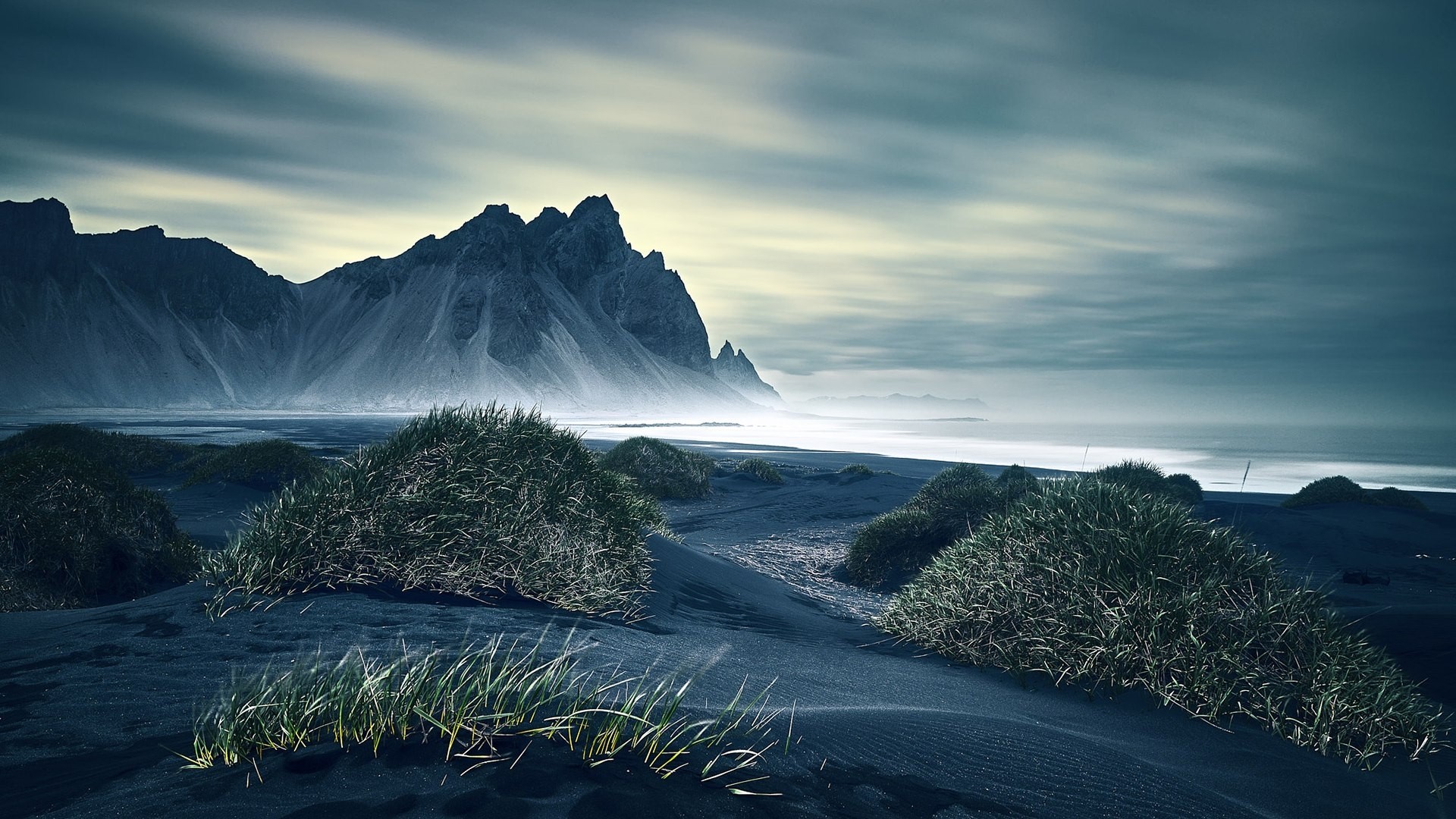 Vestrahorn 4K Ocean Wallpapers