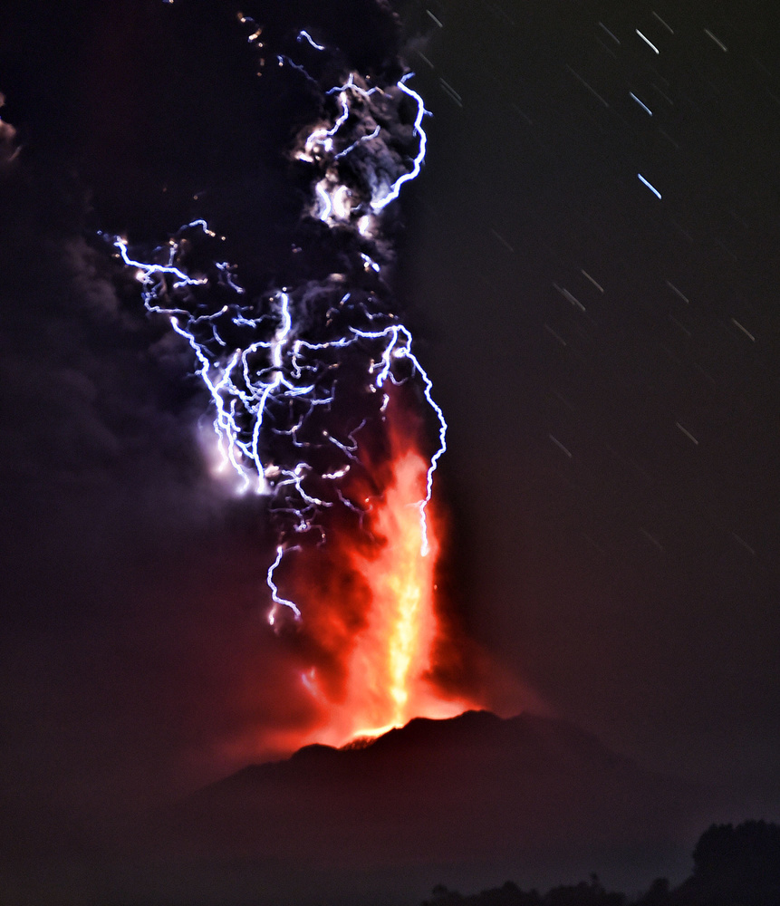 Villarrica Volcano In Chile Wallpapers