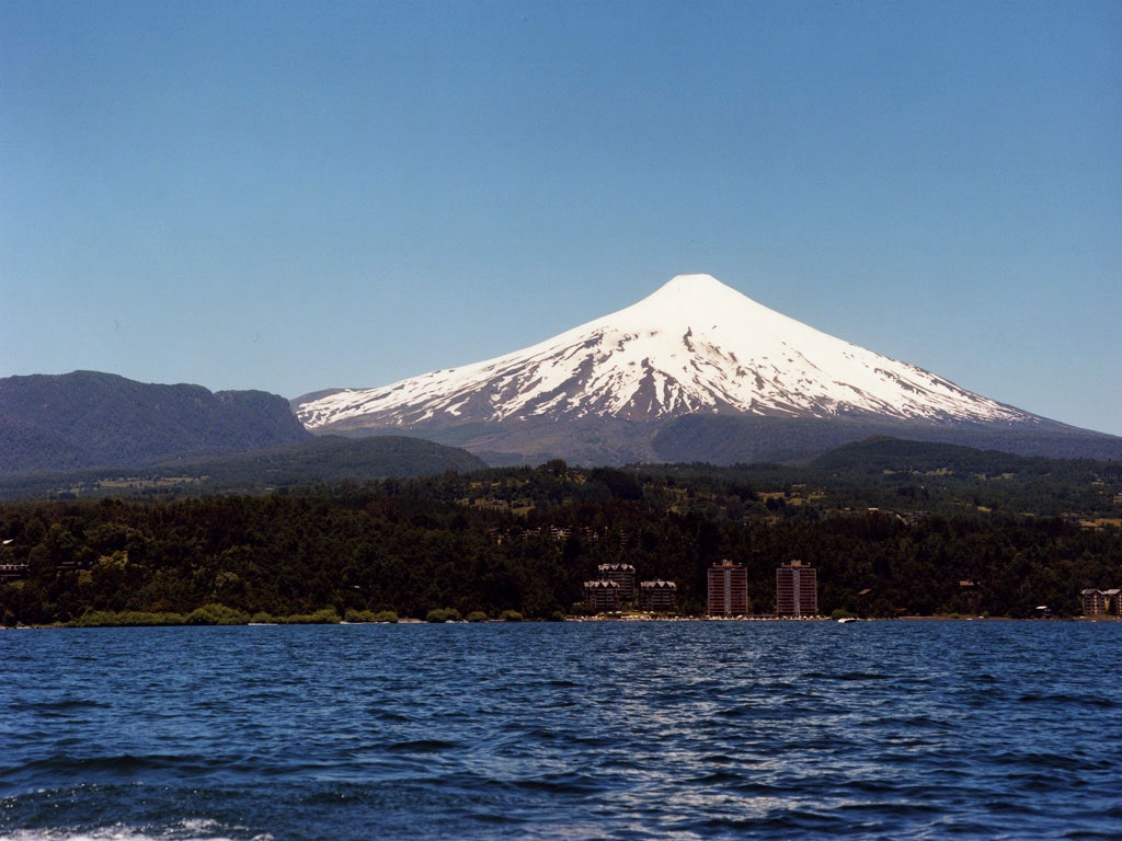 Villarrica Volcano In Chile Wallpapers