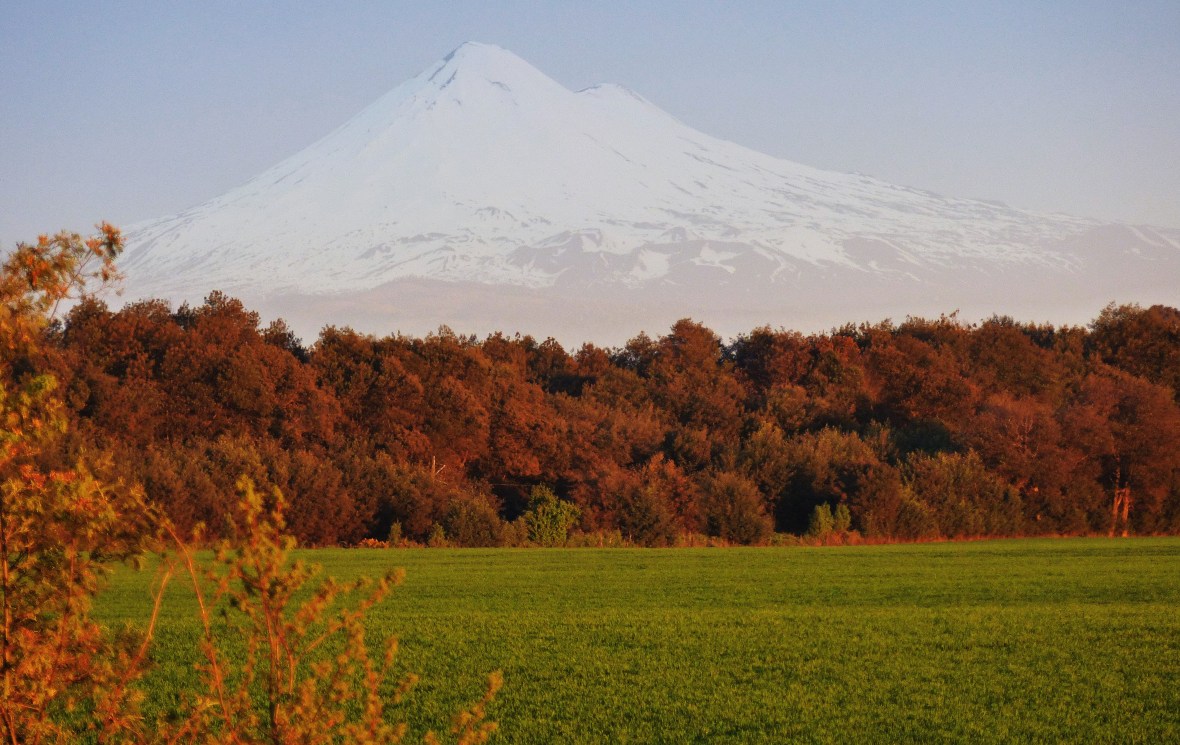 Villarrica Volcano In Chile Wallpapers