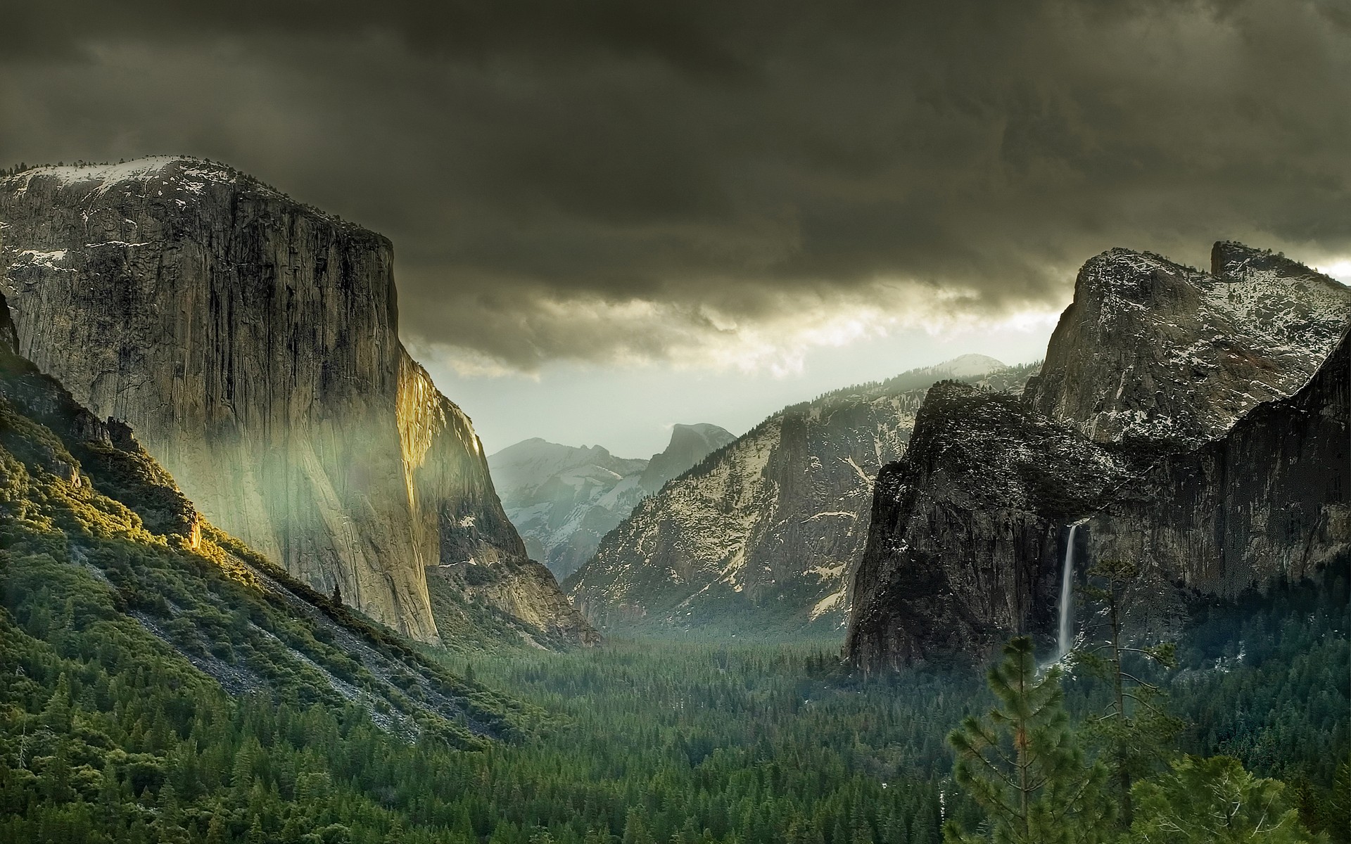 Yosemite National Park Desktop Wallpapers