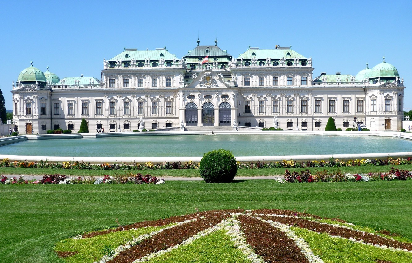 Belvedere Palace Wallpapers