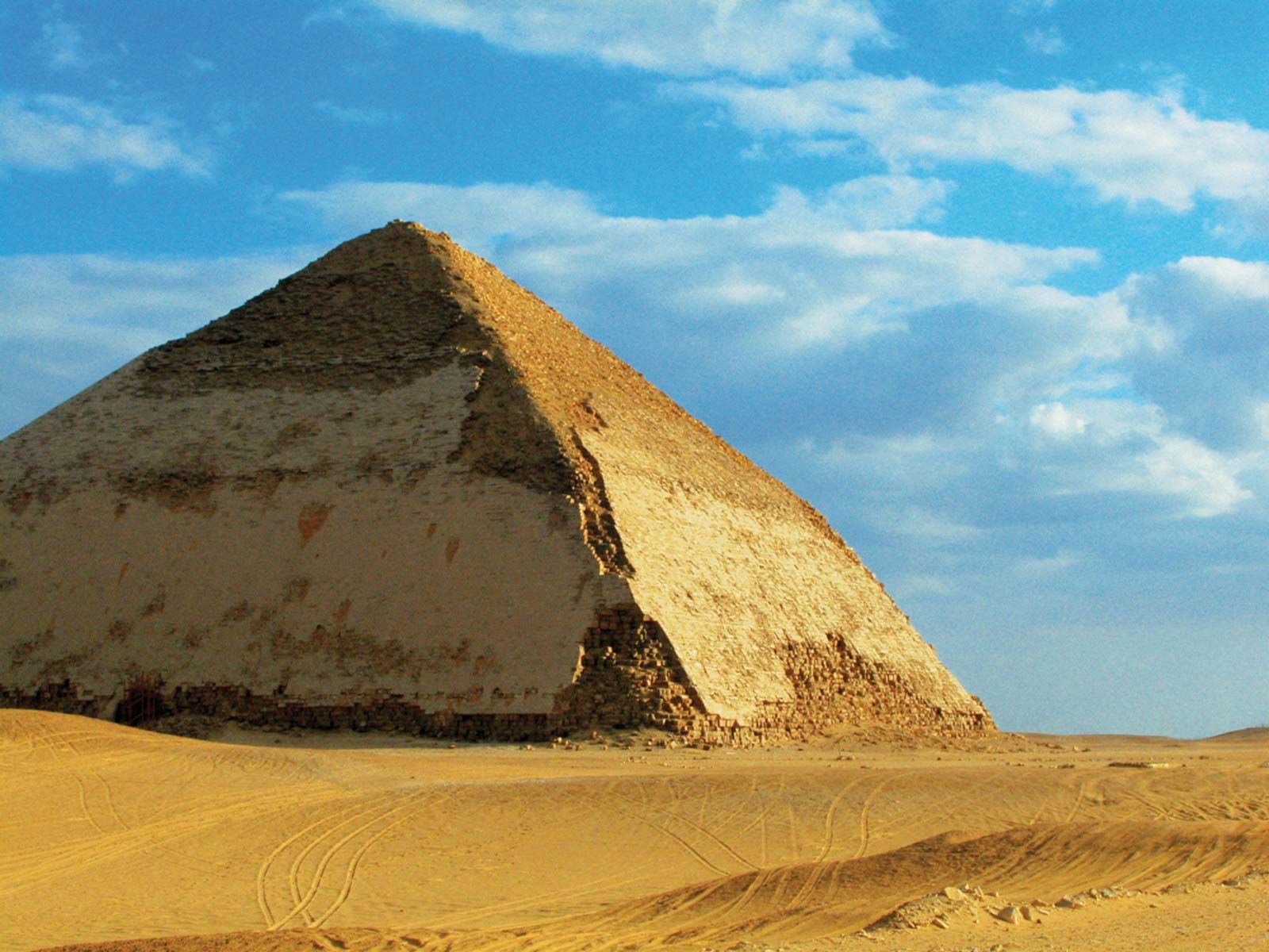 Bent Pyramid Wallpapers