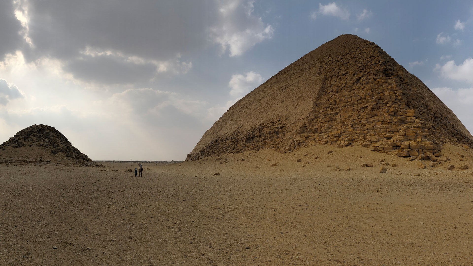 Bent Pyramid Wallpapers