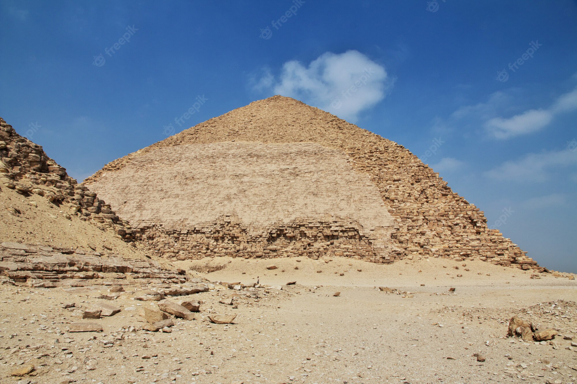 Bent Pyramid Wallpapers