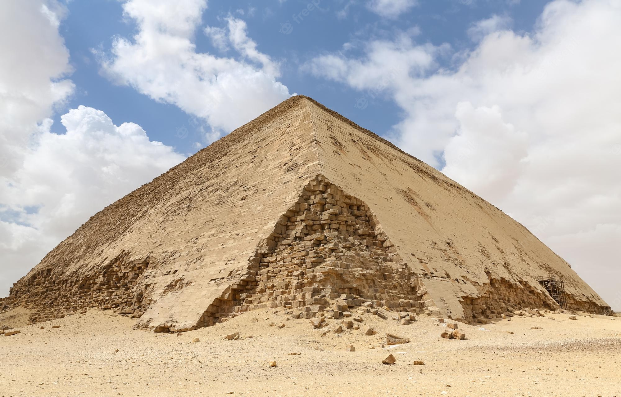 Bent Pyramid Wallpapers