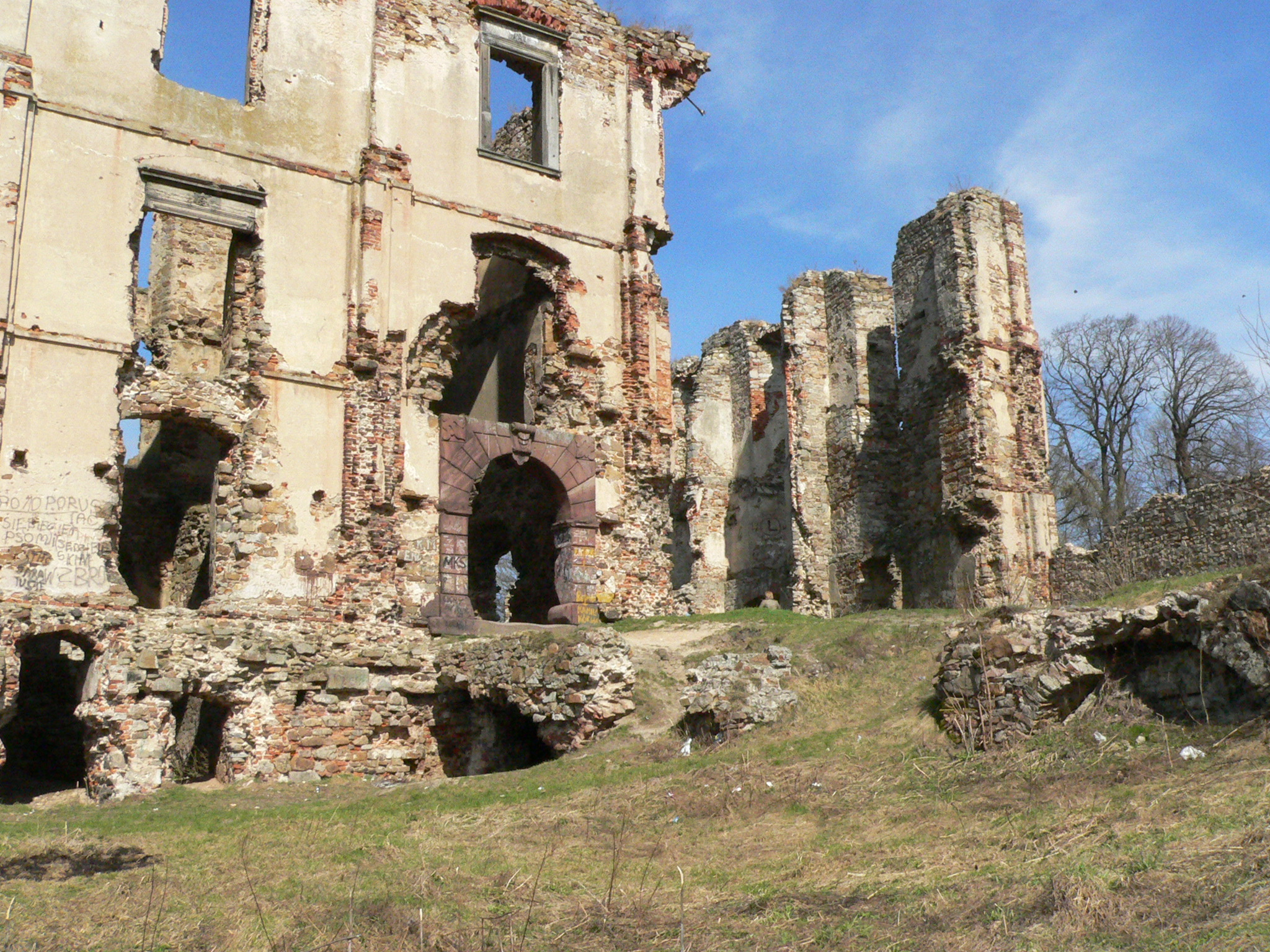 Bodzentyn Castle Wallpapers