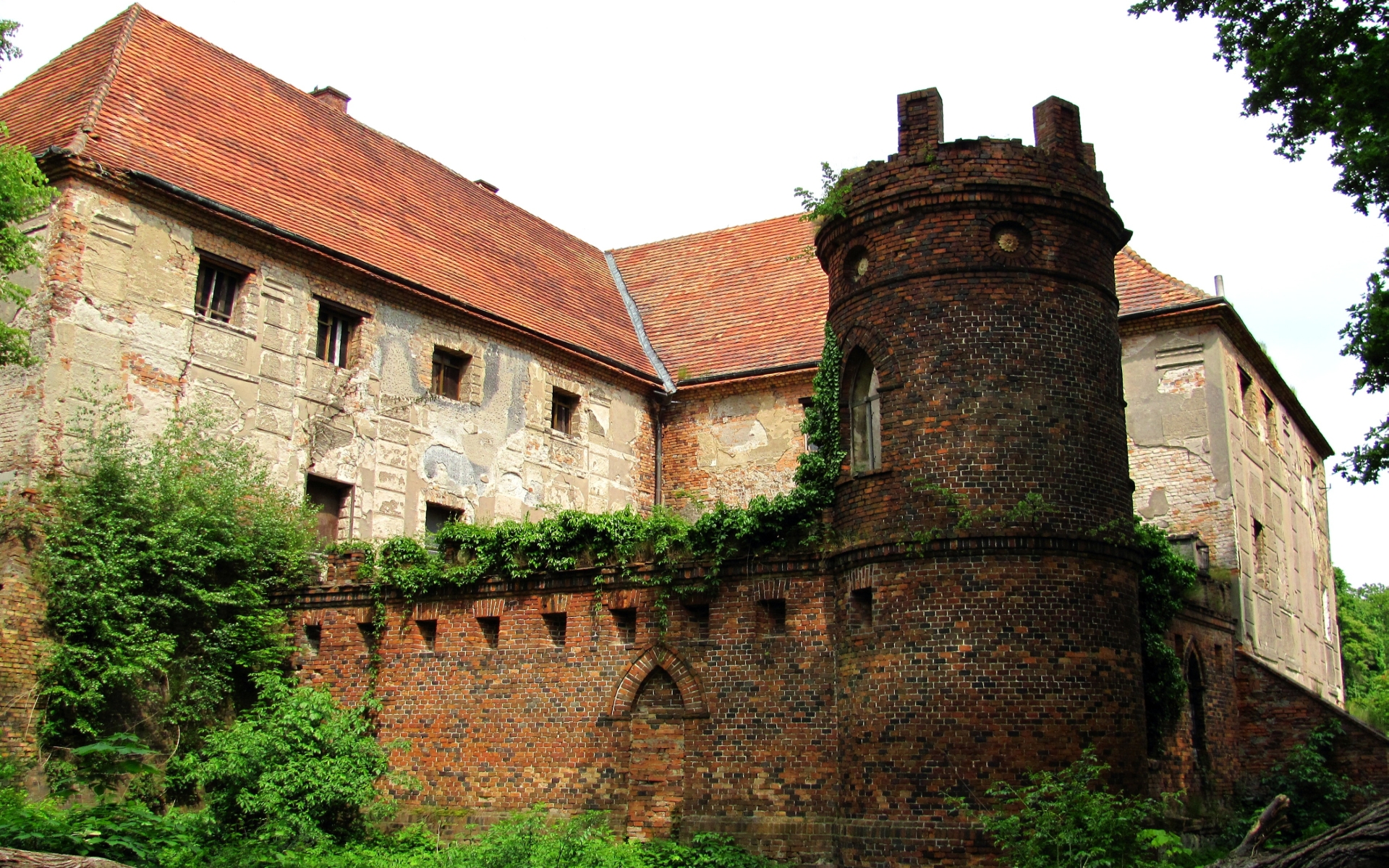 Broniszгіw Castle Wallpapers