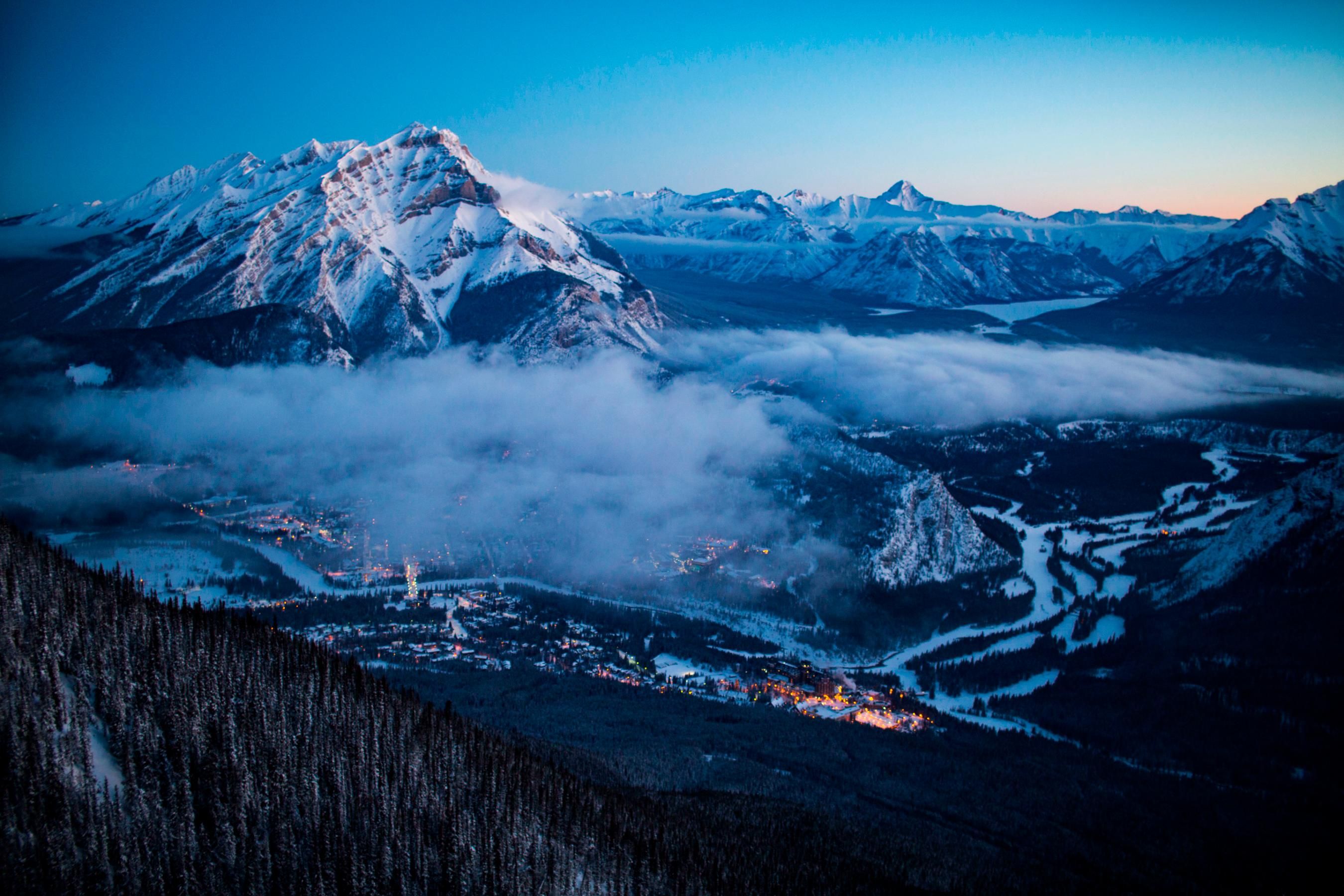 Canada Mountains View At Night Wallpapers