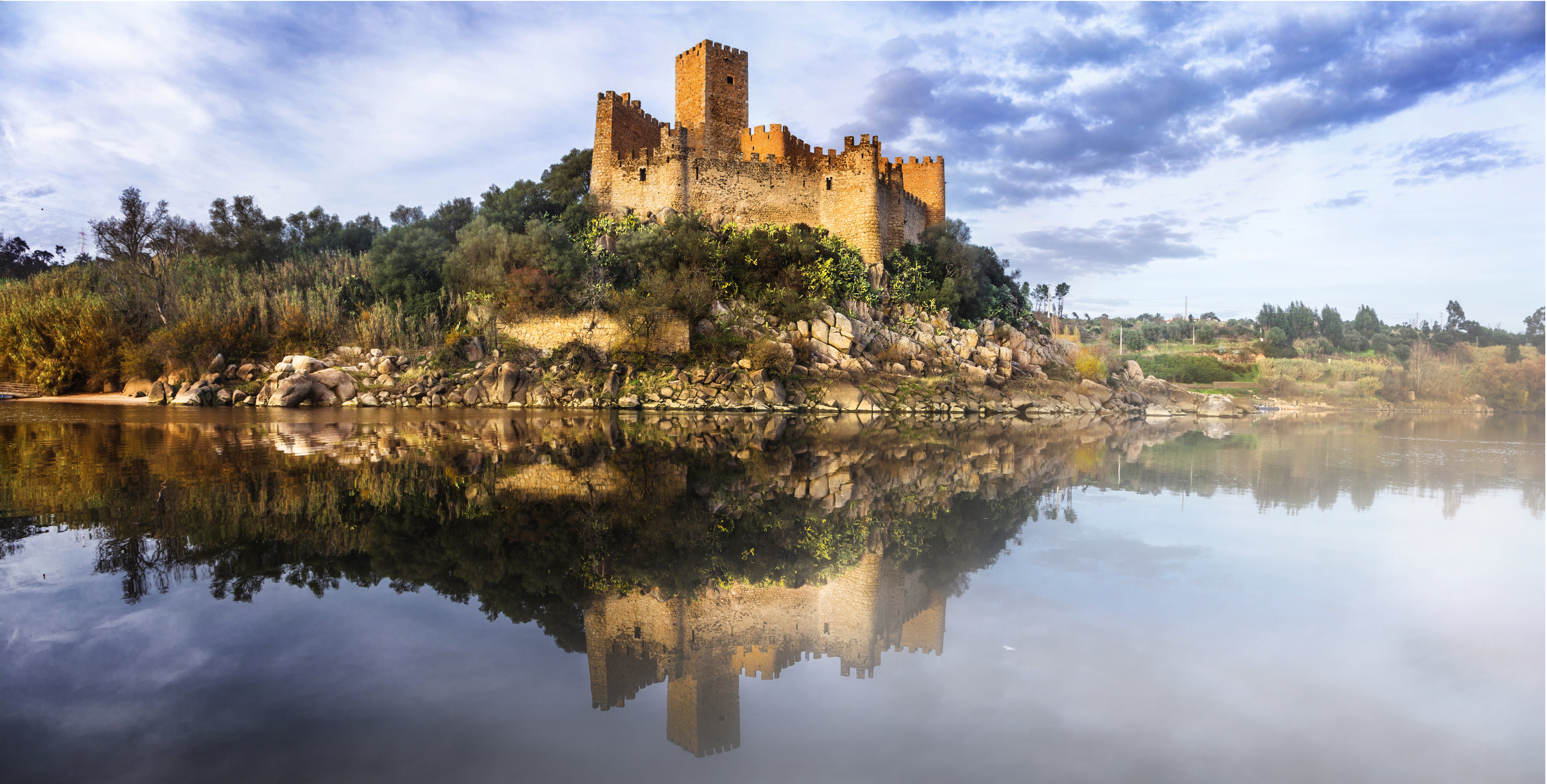 Castle Of Almourol Wallpapers