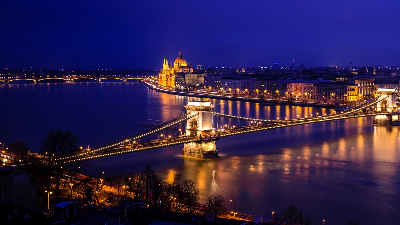 Chain Bridge Wallpapers