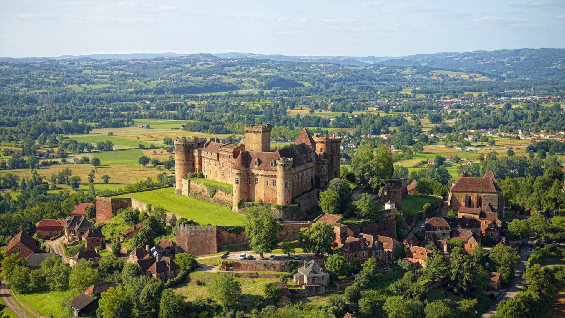 Chateau De Castelnau-Bretenoux Wallpapers