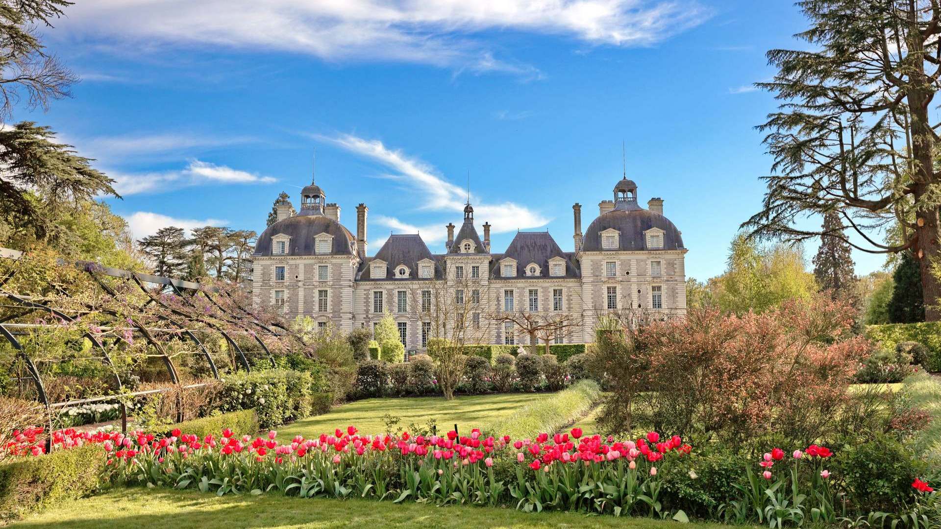 Chateau De Cheverny Wallpapers