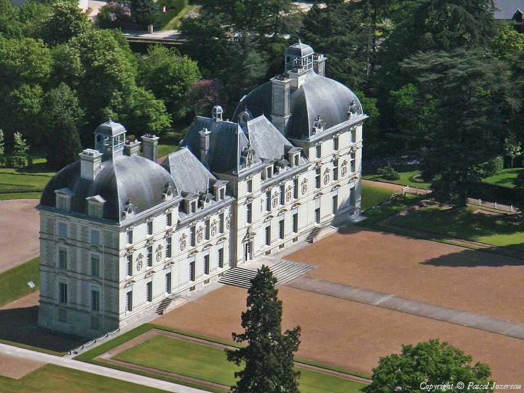 Chateau De Cheverny Wallpapers