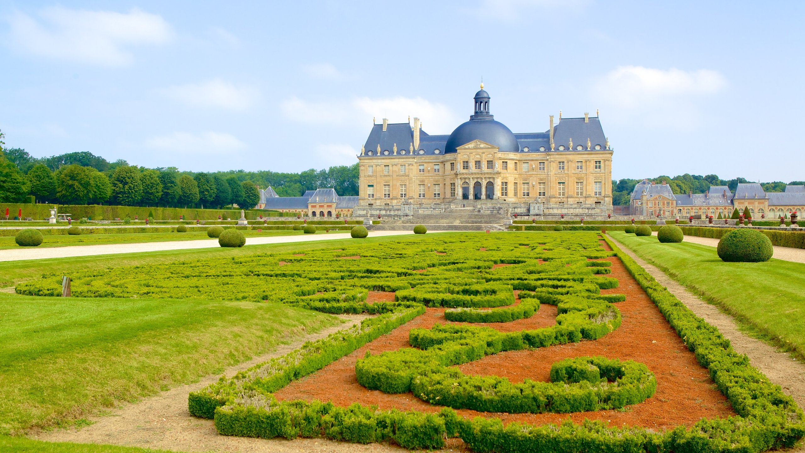 Chateau De Vaux-Le-Vicomte Wallpapers