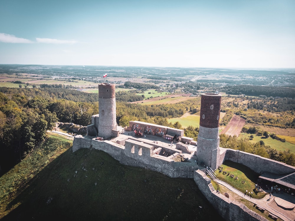 Checiny Castle Wallpapers